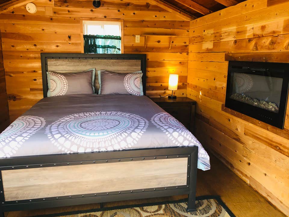 Camping near Umpqua Riverfront RV Park and Boat Ramp: Sawyers Rapids RV Resort, Scottsburg, Oregon