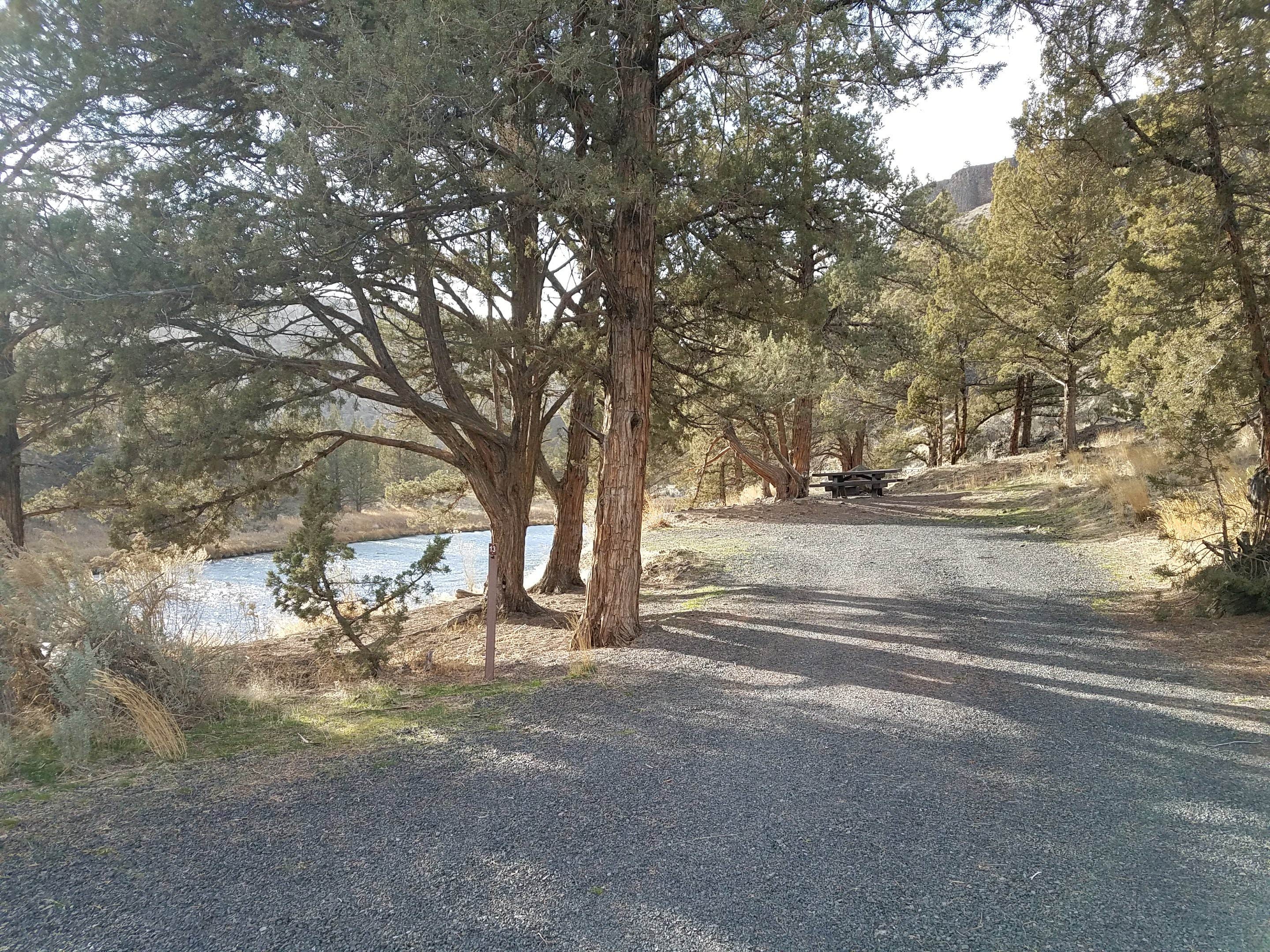 Camping near Stillwater Campground: Palisades Campground, Prineville, Oregon