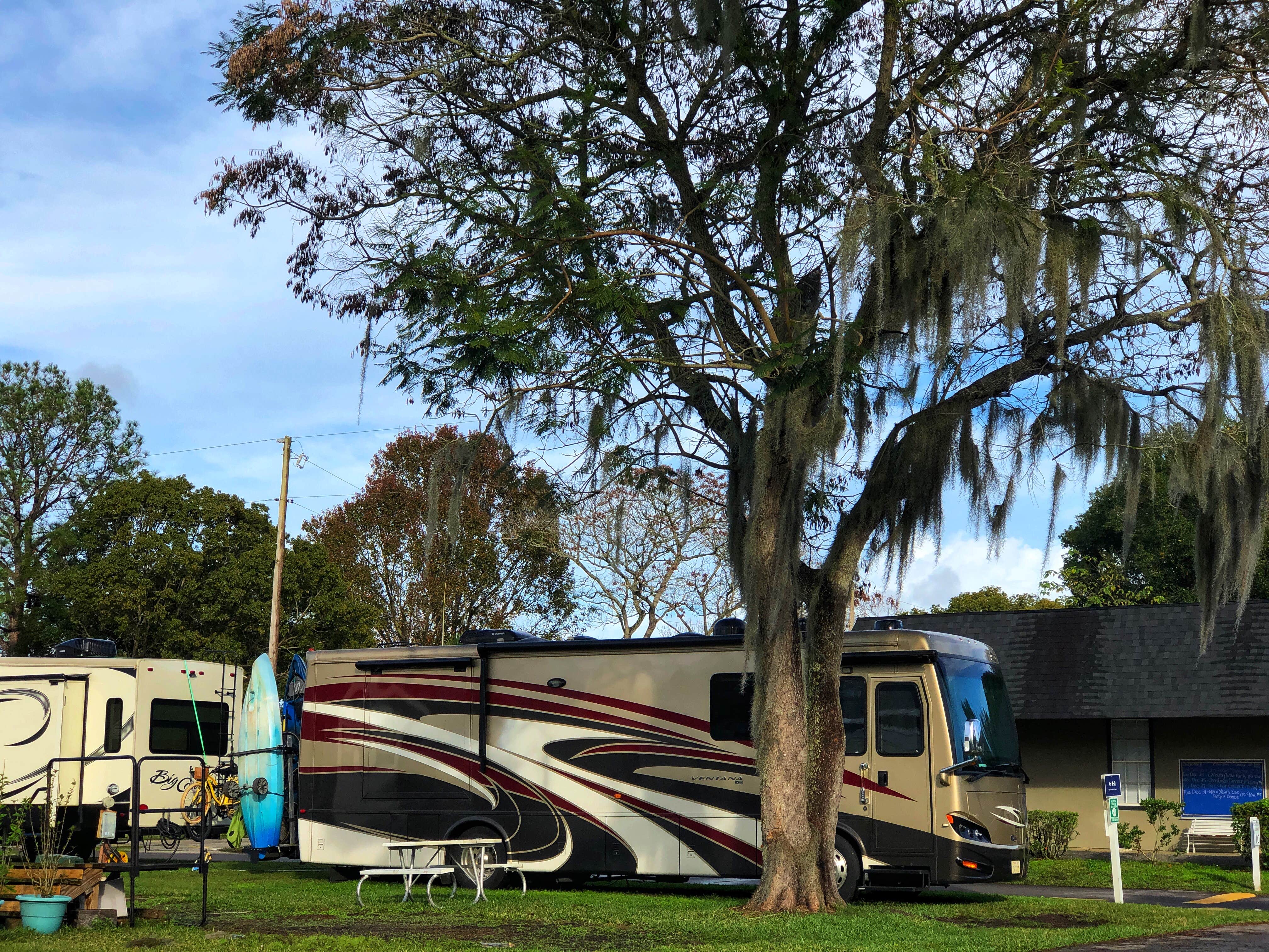 Travyl Couple !.'s photo of rv camping at Winter Garden near Clermont, FL