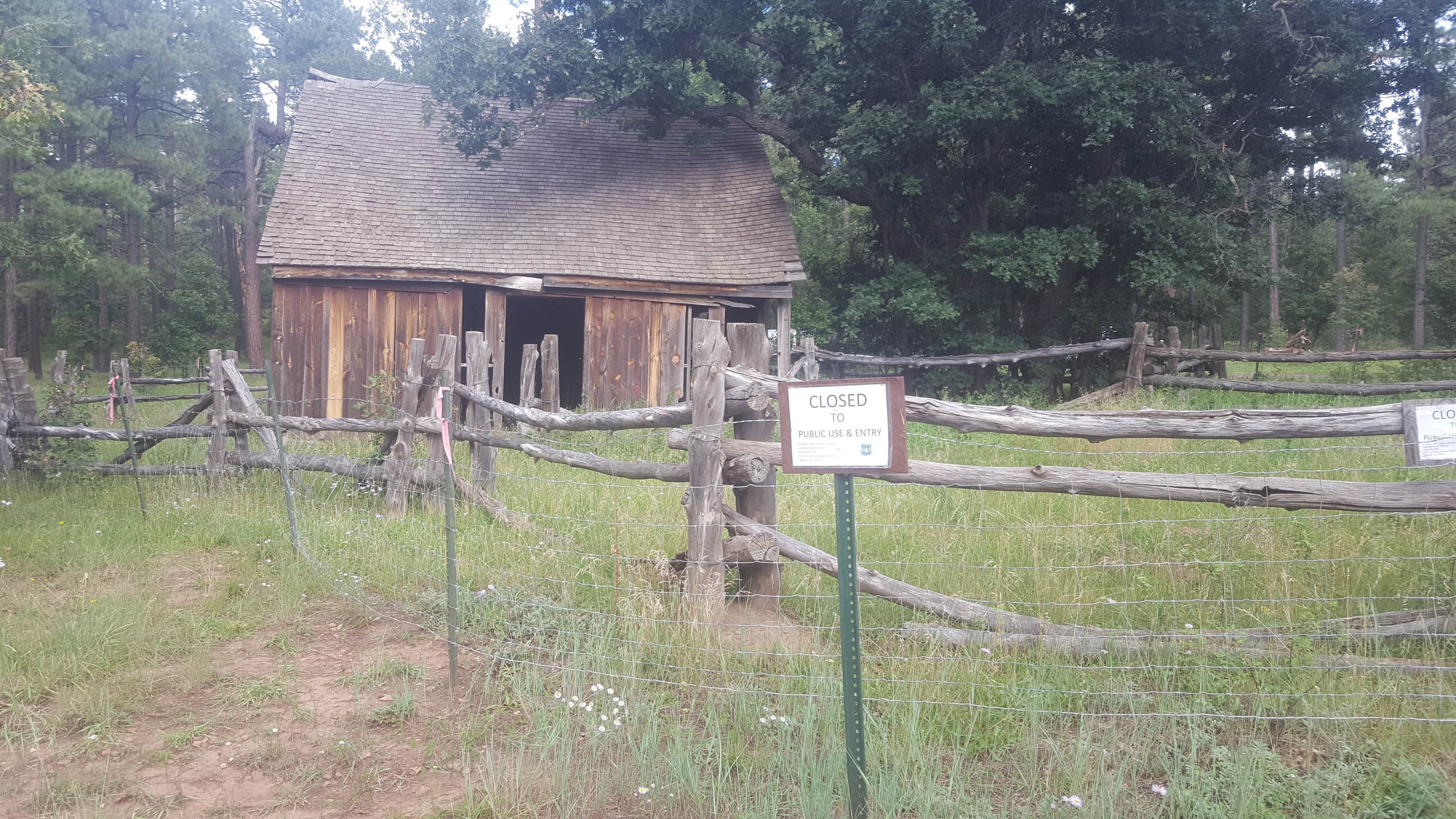 One of the historic buildings. You can't go in it but it makes for some neat pictures.