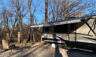 Camping near Coon Creek Cove: The Sandbur RV Park, Burbank, Oklahoma