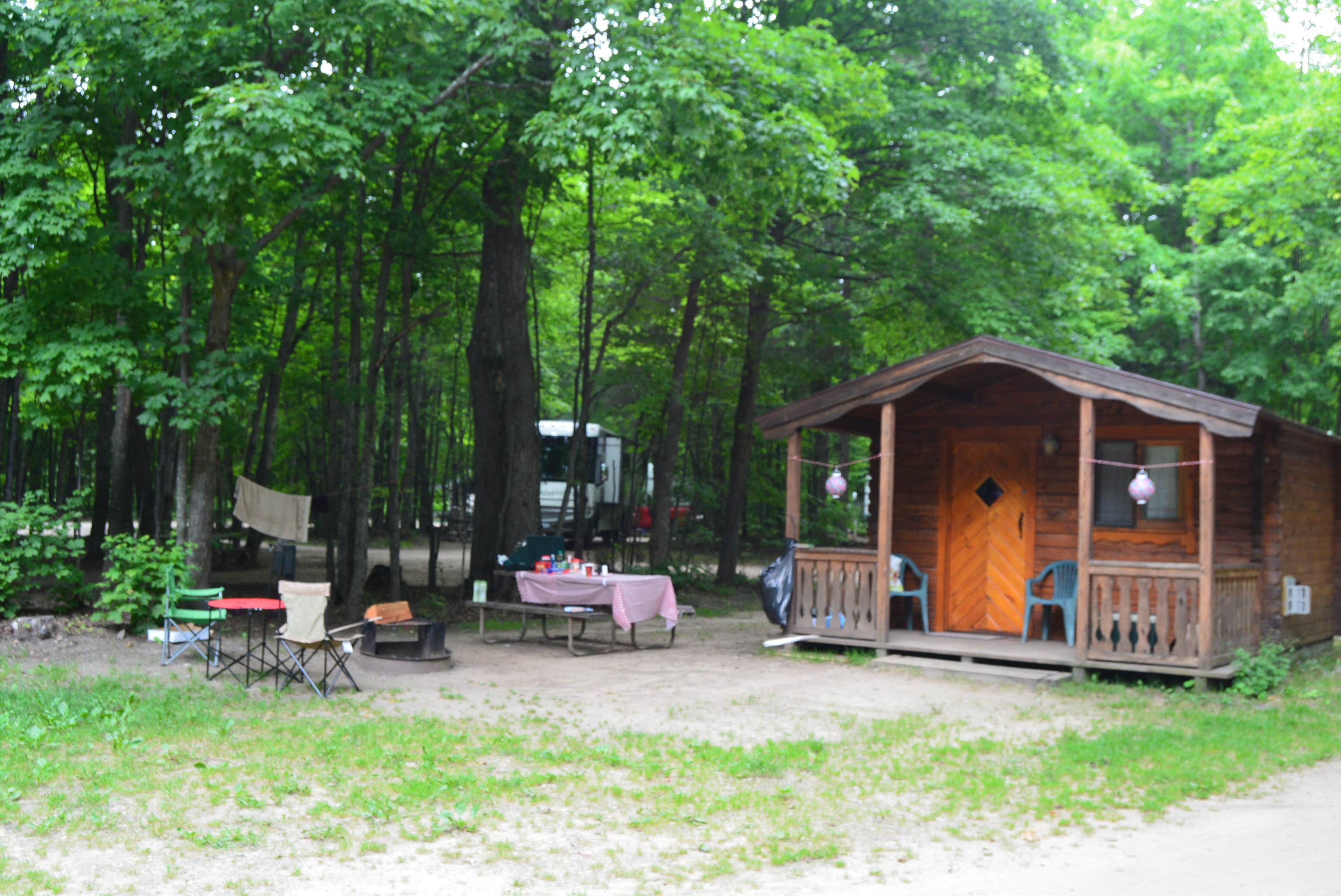 Escape To Michigan’s Wandering Wheels: A Campground Adventure Awaits