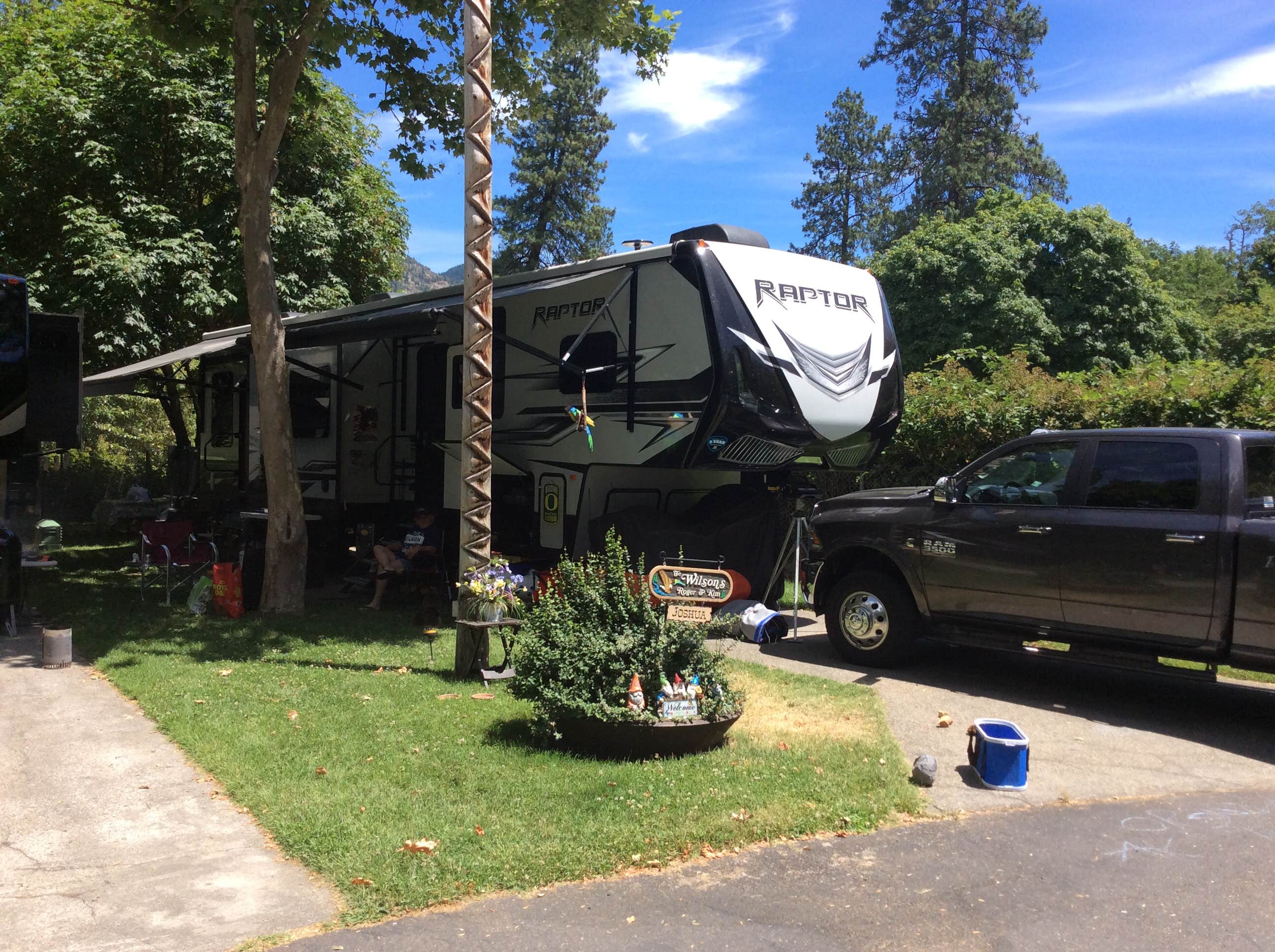 Camper submitted image from Riverpark RV Resort - 4