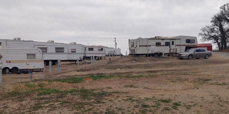 Camper submitted image from Beall RV Park