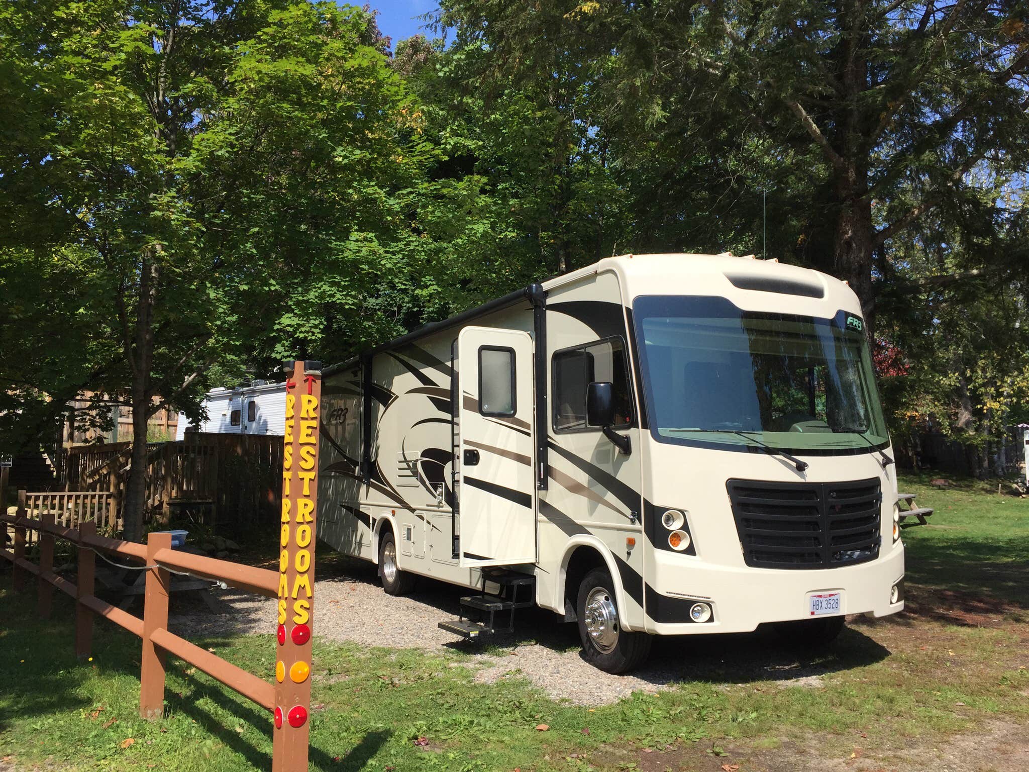 Camper submitted image from Country Bumpkins Campground and Cabins - 4