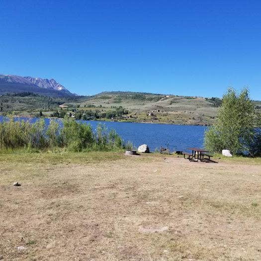 Escape to Tranquility: Colorado's Cow Creek Campground, Your Gateway to Adventure