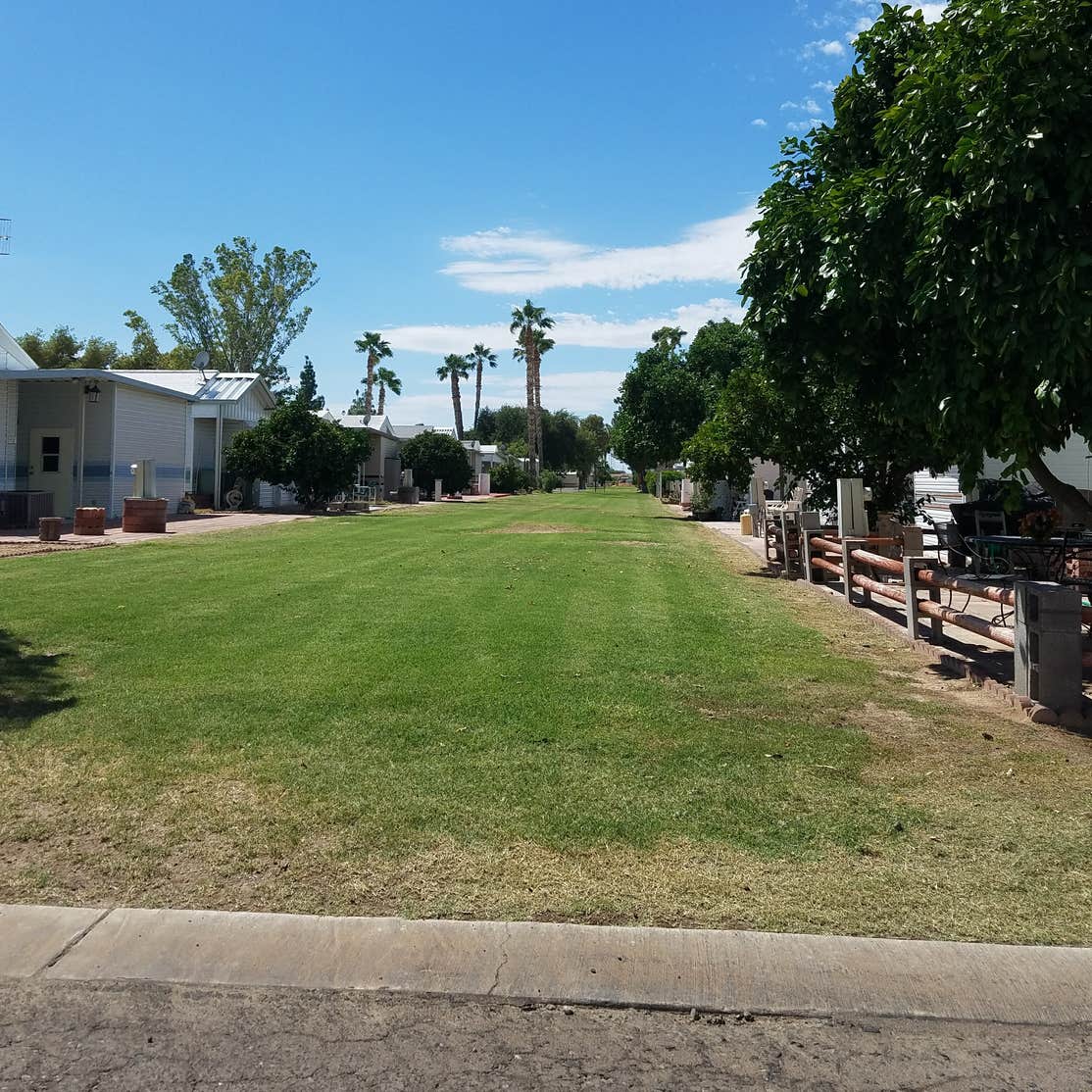 Encore Paradise RV Sun City, AZ