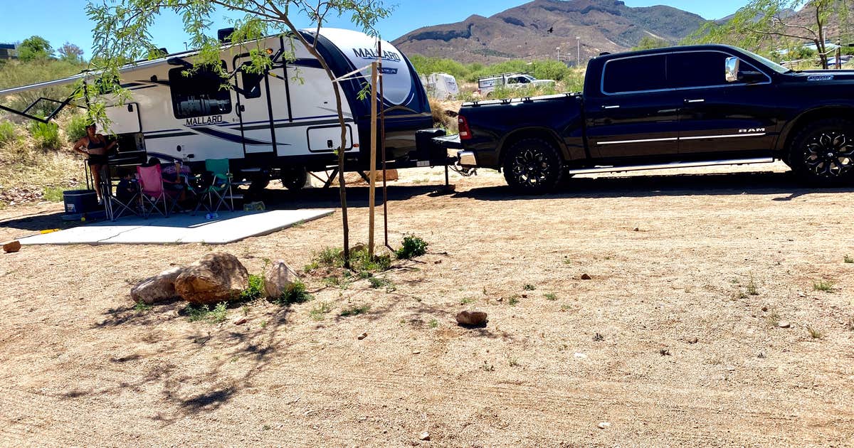 Roosevelt Lake Motel & RV Park
