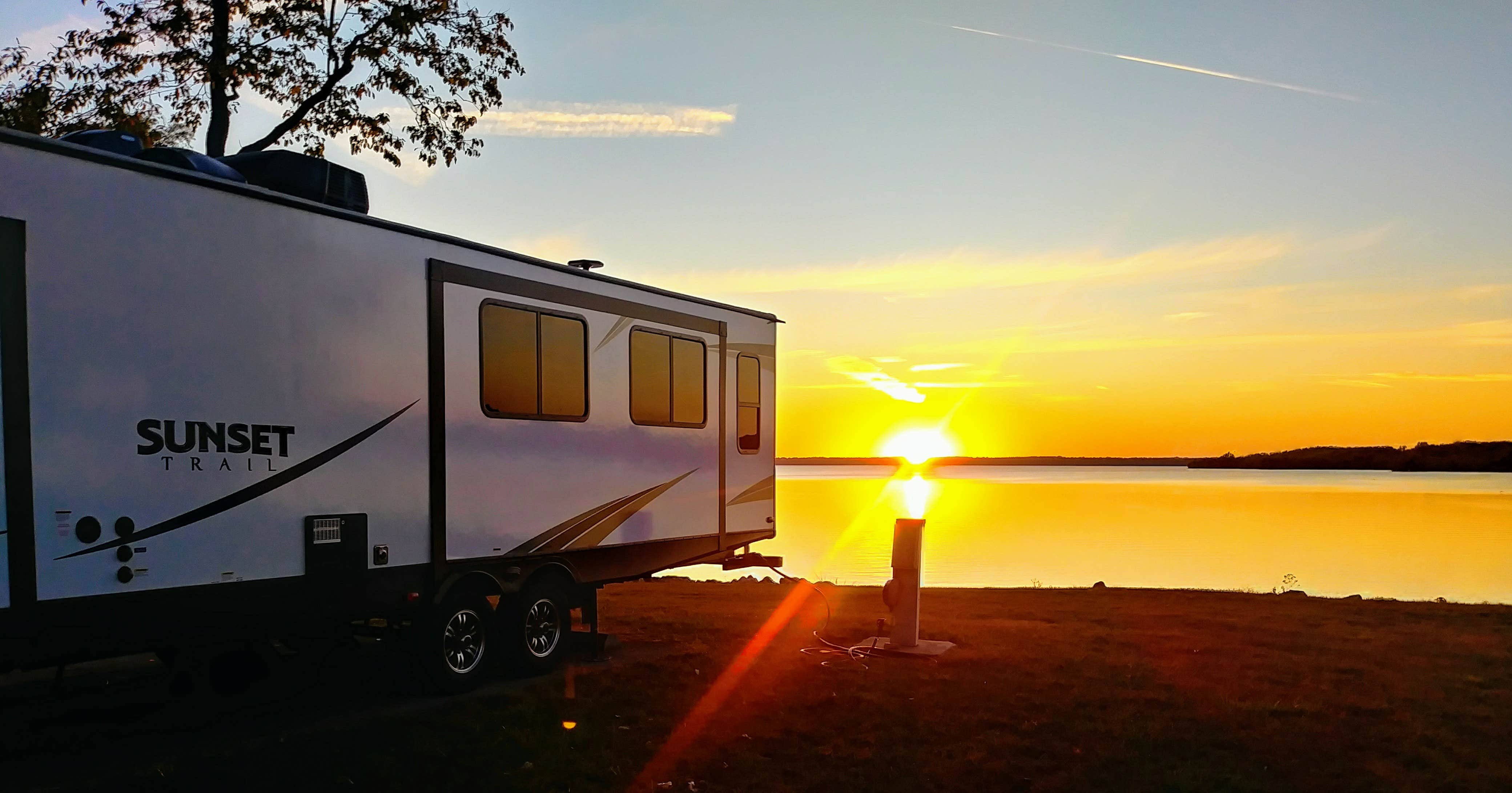b K.'s photo of rv camping at Gun Creek near Mount Vernon, IL