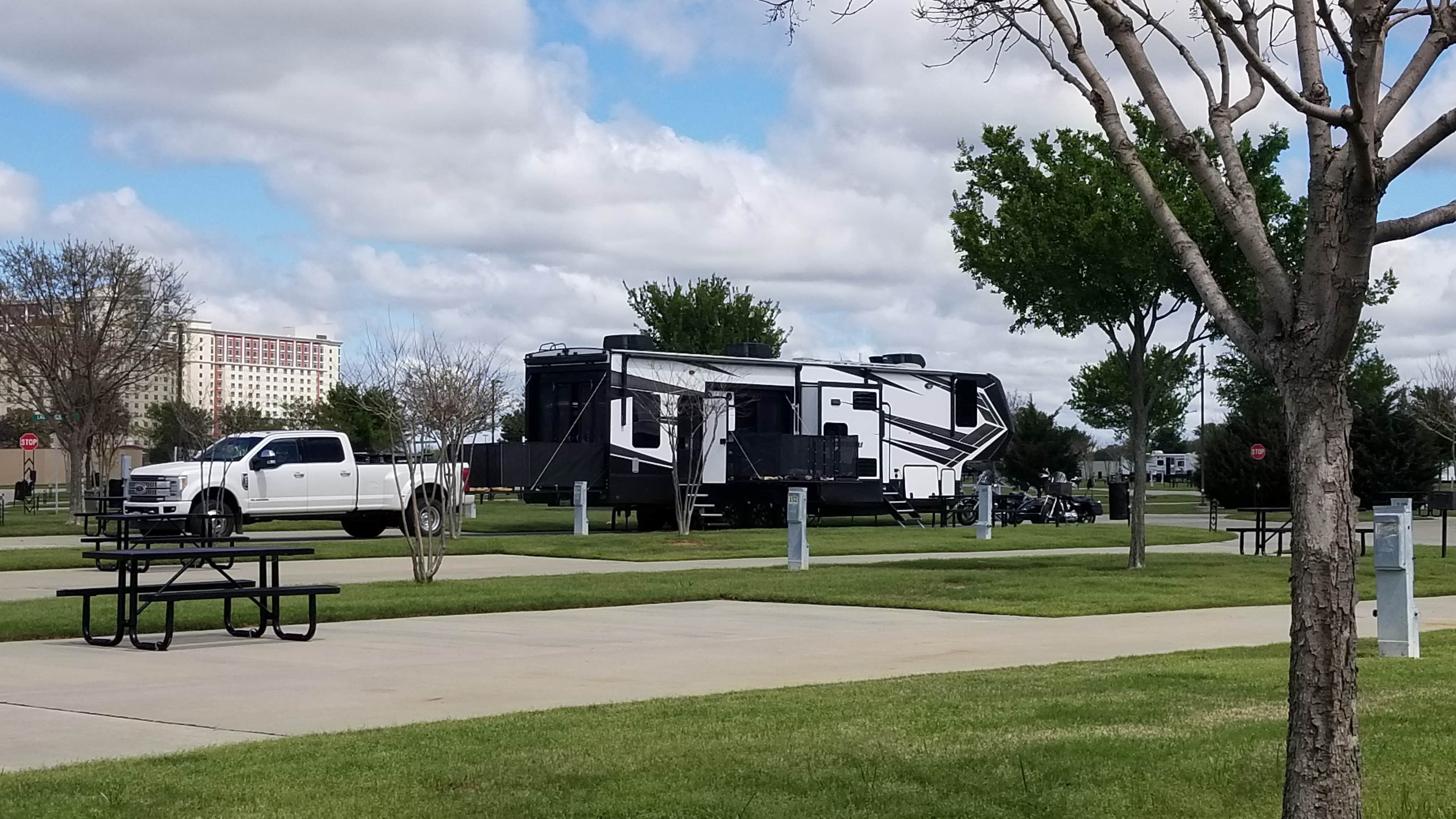 Camper submitted image from Winstar RV Park - 3