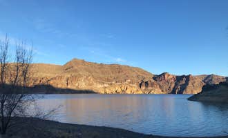 Camping near Leslie Gulch Site: McCormack Campground — Lake Owyhee State Park, Adrian, Oregon