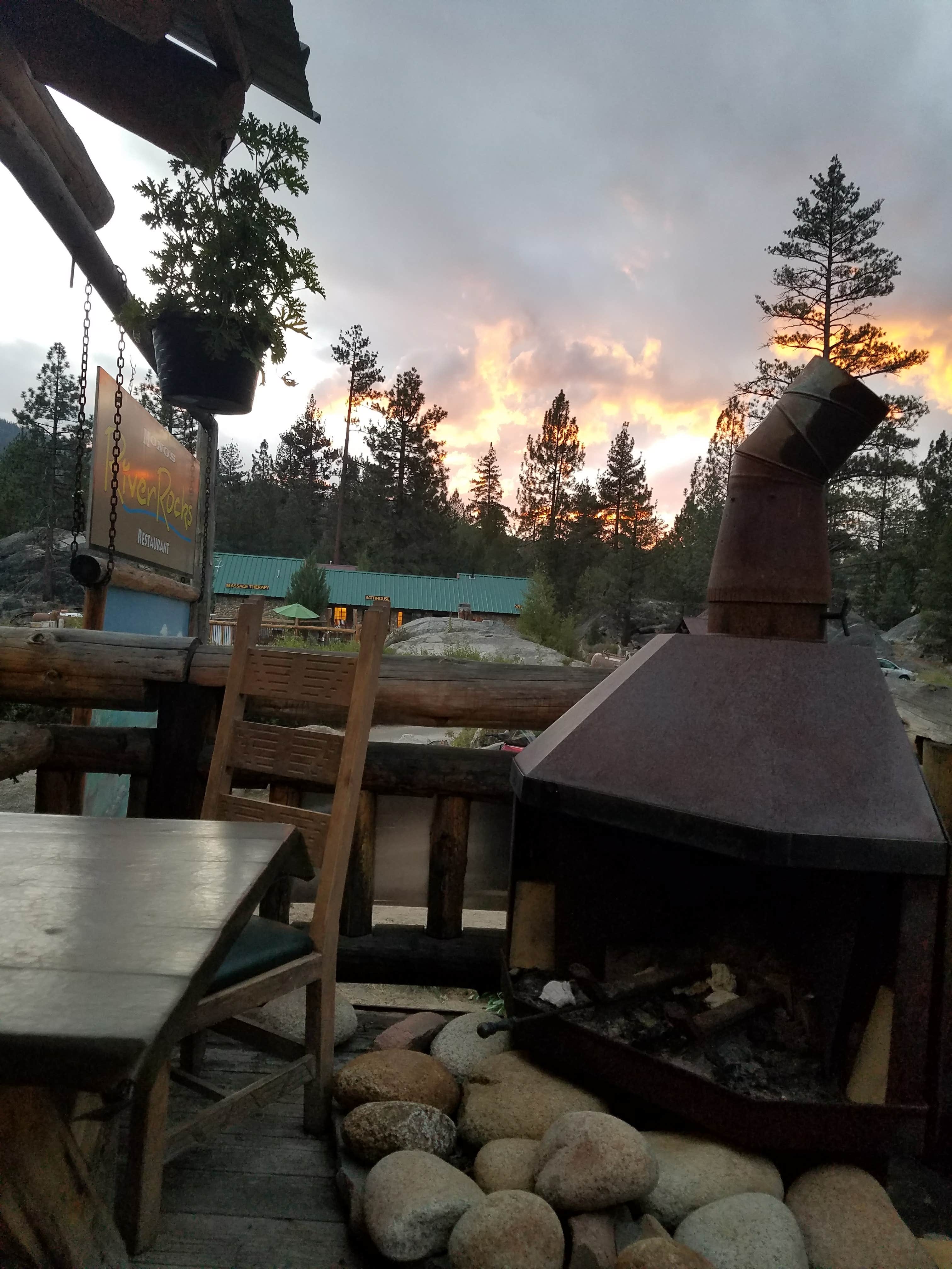 Camper submitted image from Mono Hot Springs - 5