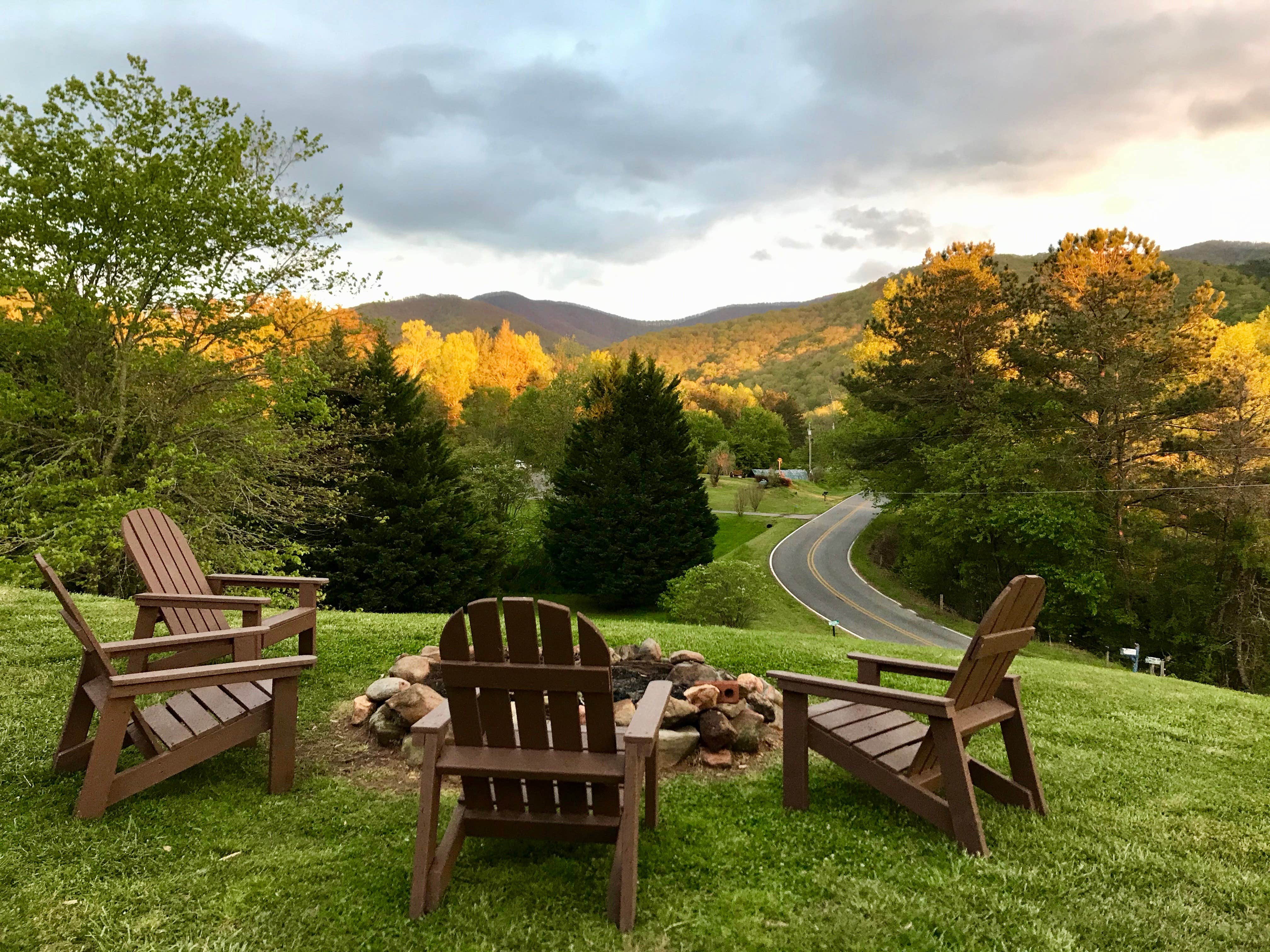 Camping near Deep Gap Shelter on the AT: Mountain View Campground, Hiawassee, Georgia