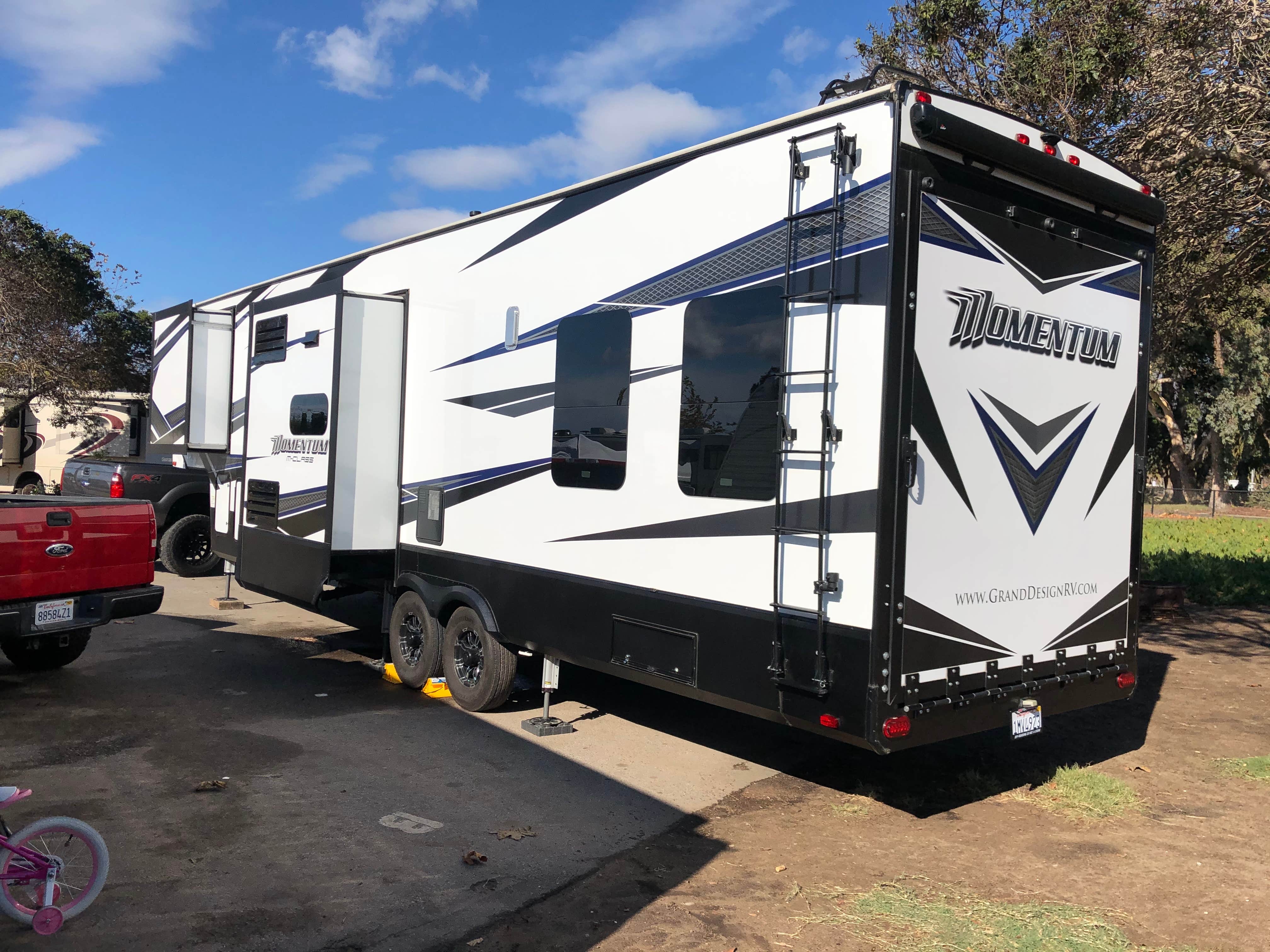 Matt D.'s photo of rv camping at Santa Cruz Campground — Carpinteria State Beach near Summerland, CA