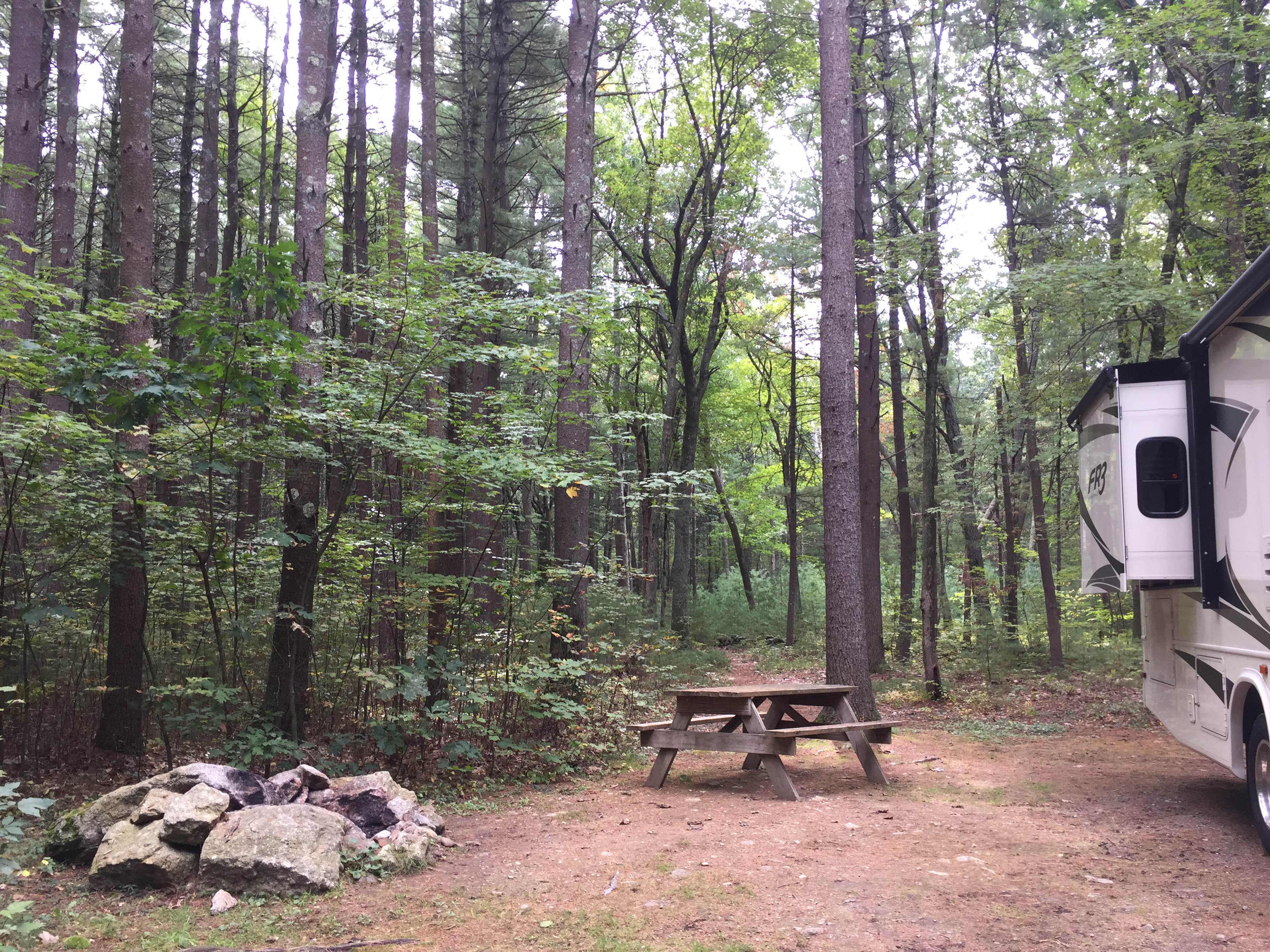 Camper submitted image from Spacious Skies Minute Man - 4