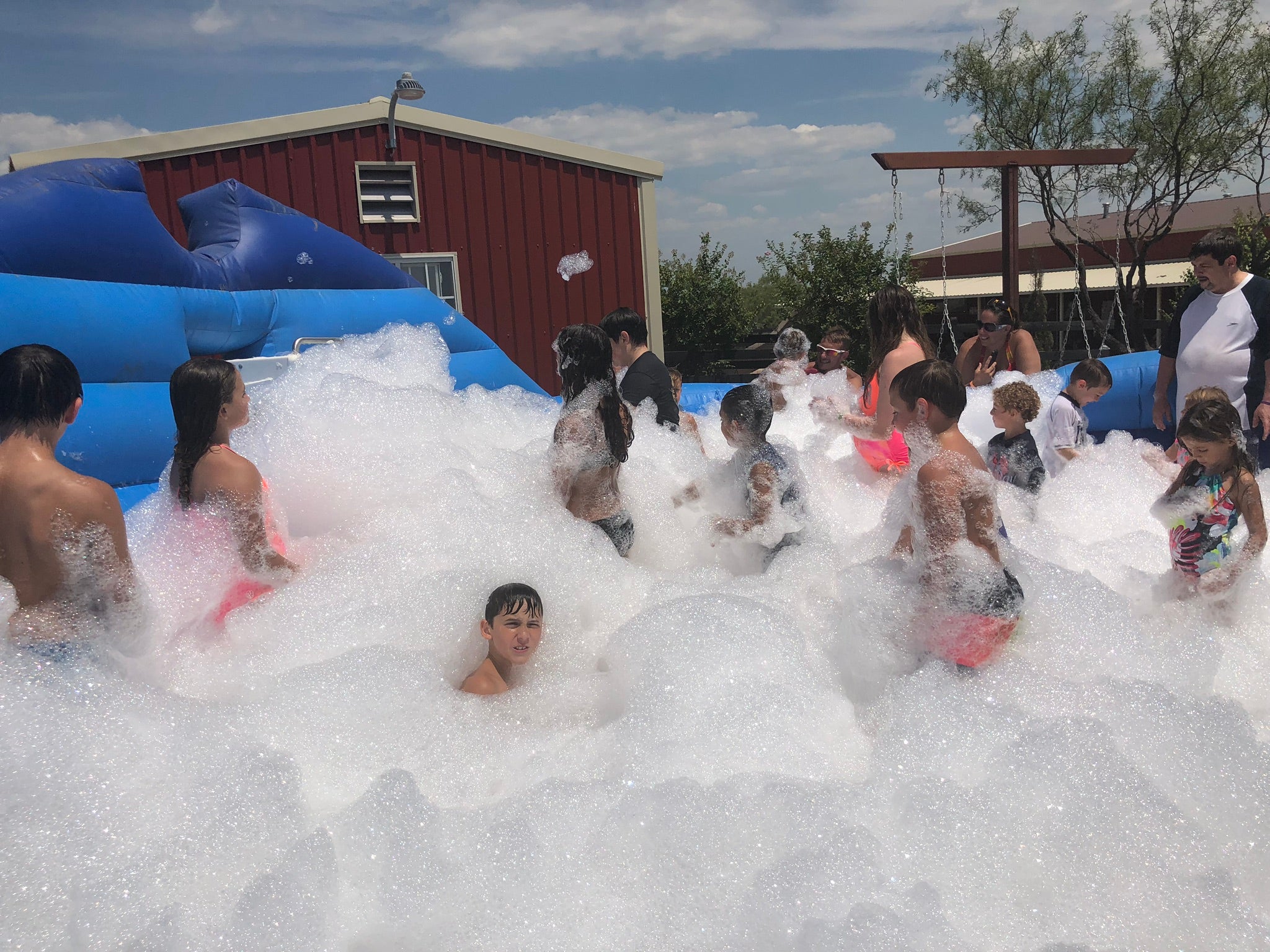 Bubble pool