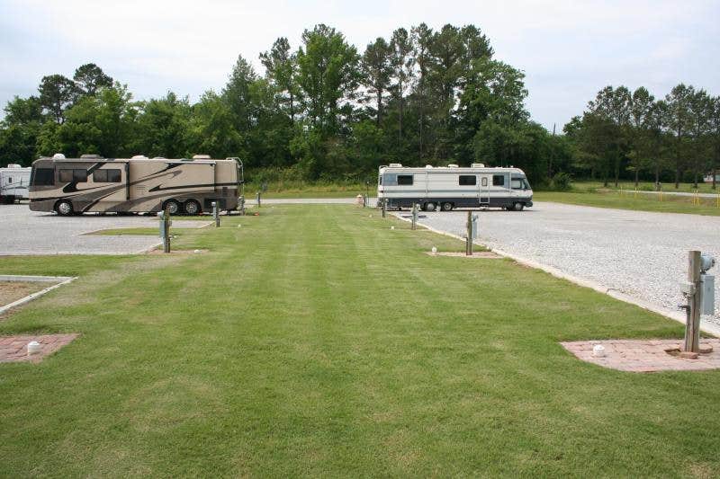 Camper submitted image from Heritage Acres RV Park - 5