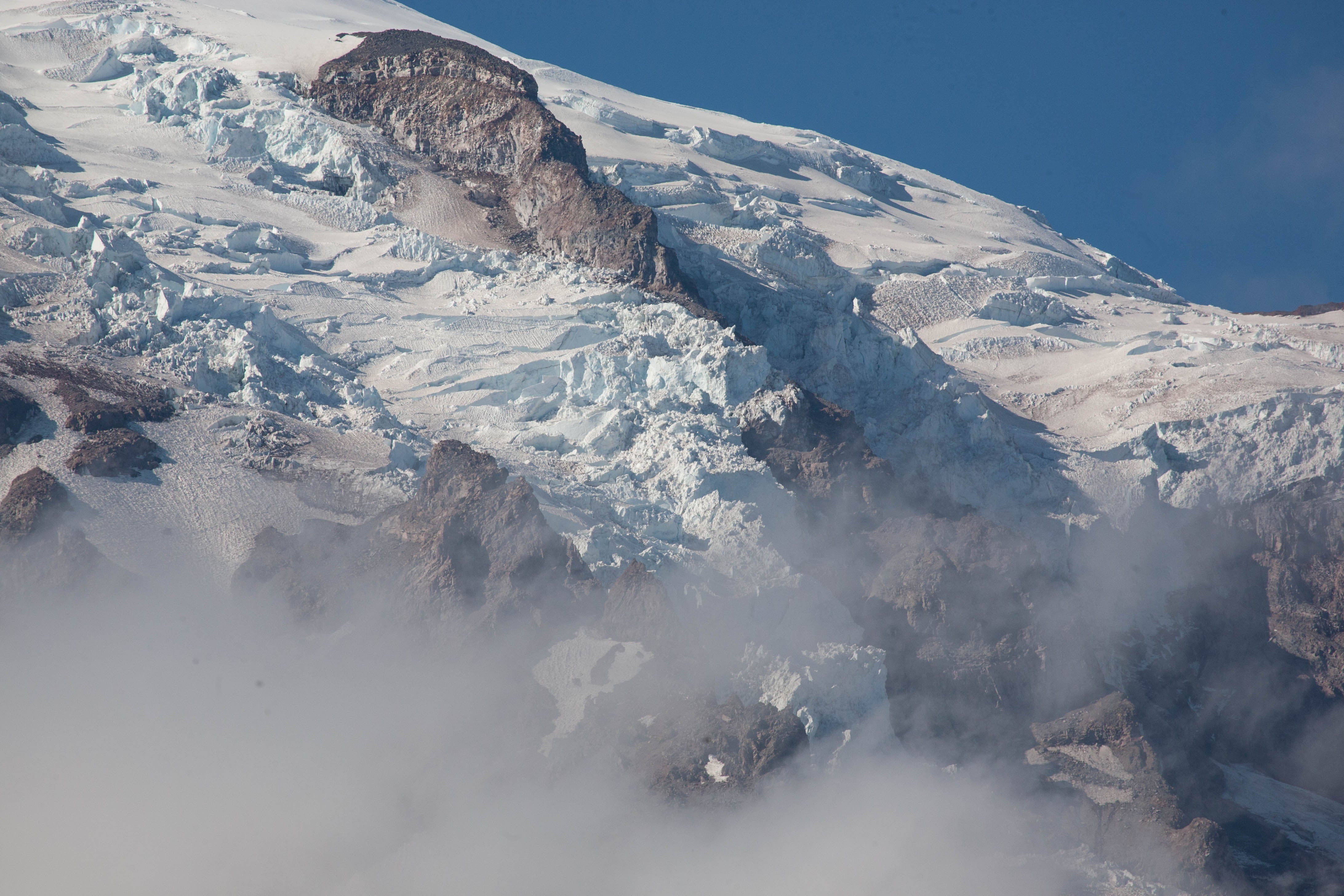 View point of Mt Rainier near Paradise