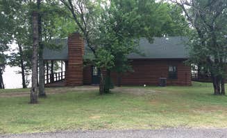 Richard's photo of a cabin at Hugo Lake Park near Stringtown, OK