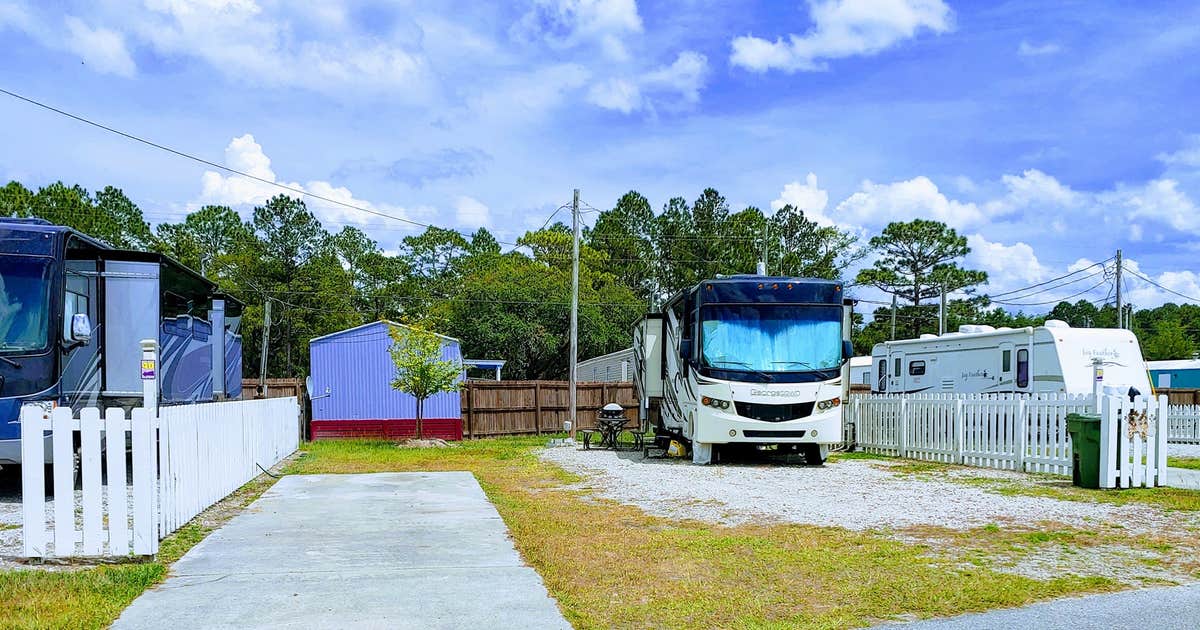 Recreational Vehicle Campground - The Happy Camper Campground