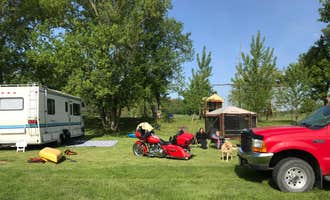 Camping near Fort Atkinson Community Park: Hutchinson Family Farm Campground, Decorah, Iowa