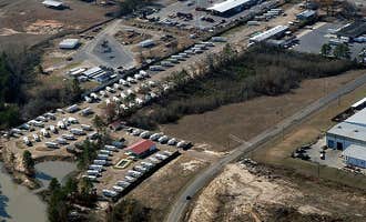 Camping near Landry Vineyards Grape Escape RV Sites: Pavilion RV Park, West Monroe, Louisiana