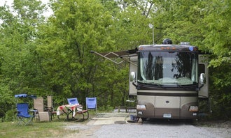 Camping near Glenbrook Mobile Home & RV Park: Basswood Country RV Resort, Platte City, Missouri