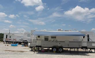Camping near Sheppard Point: Crosstrails RV Park, Kellyville, Oklahoma