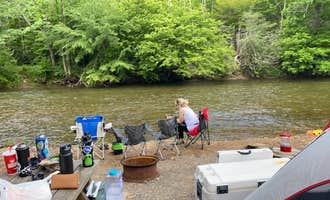 Camping near Outercamp, Hoot Owl Ridge: Toe River Campground, Micaville, North Carolina