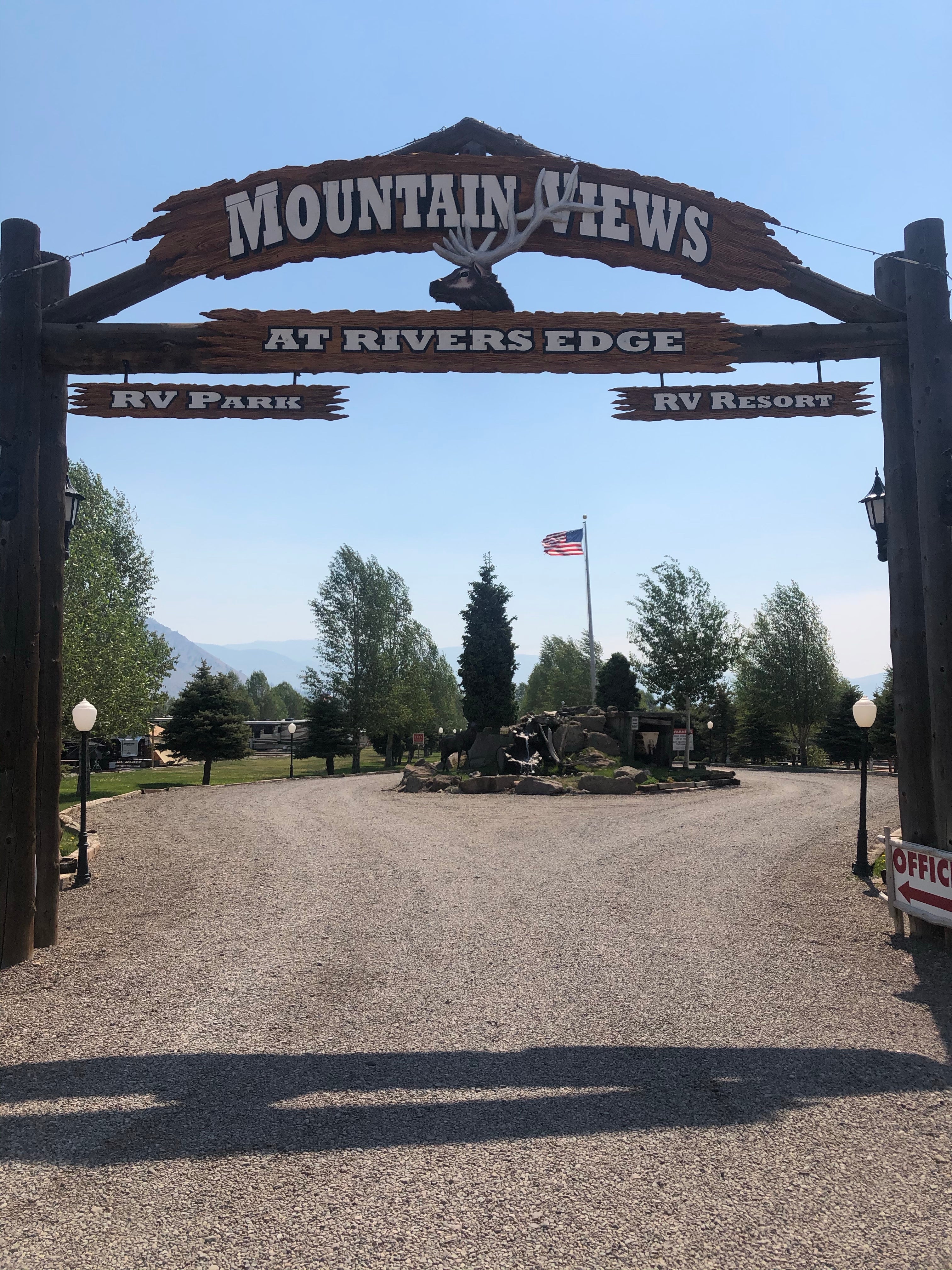 Camper submitted image from Mountain Views RV Park - 3