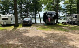 Camping near Leidy Lake Campground: Oak Shores Resort Campground, Vicksburg, Michigan