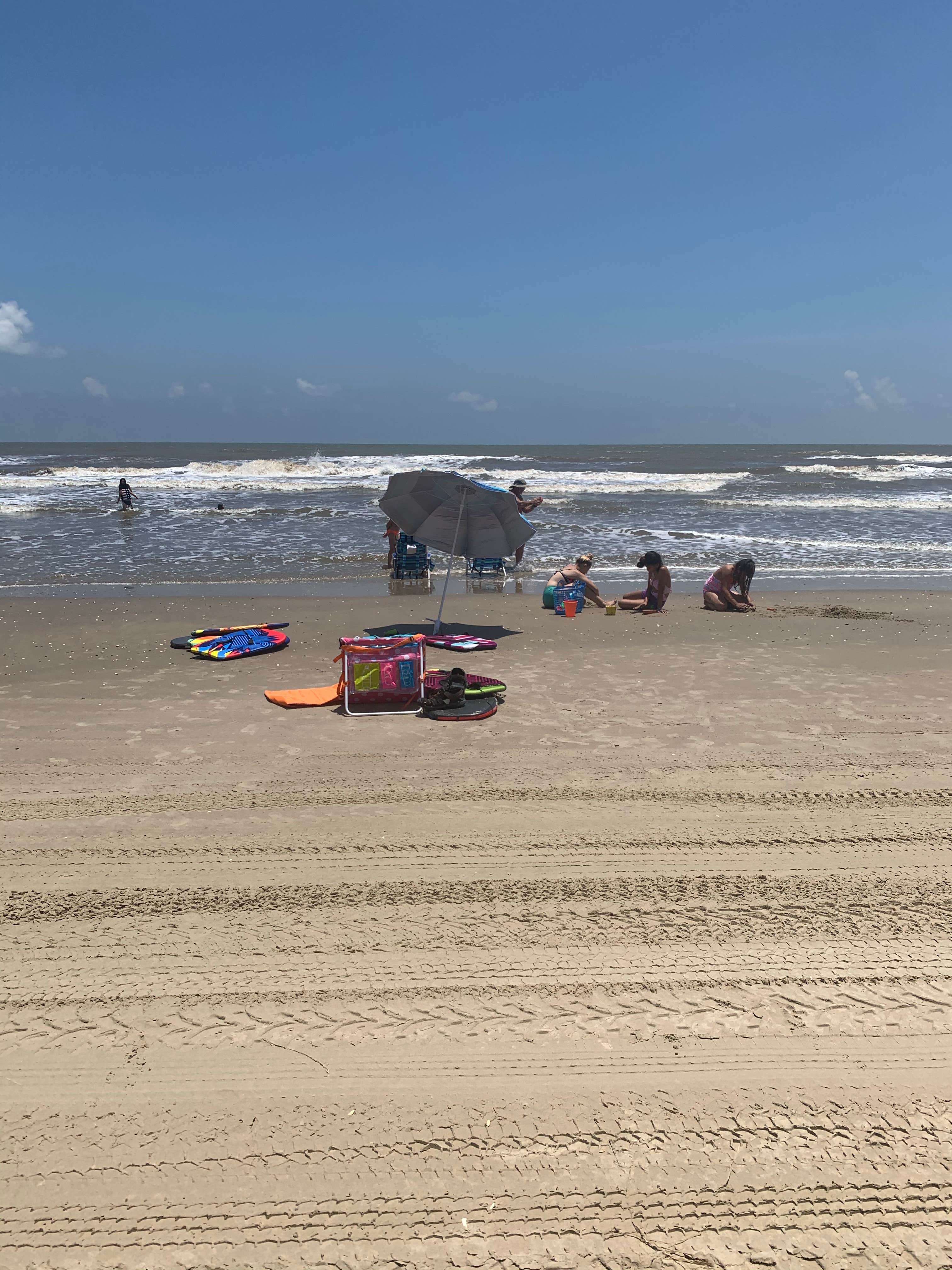 Camper submitted image from Bolivar Peninsula RV Park - 3