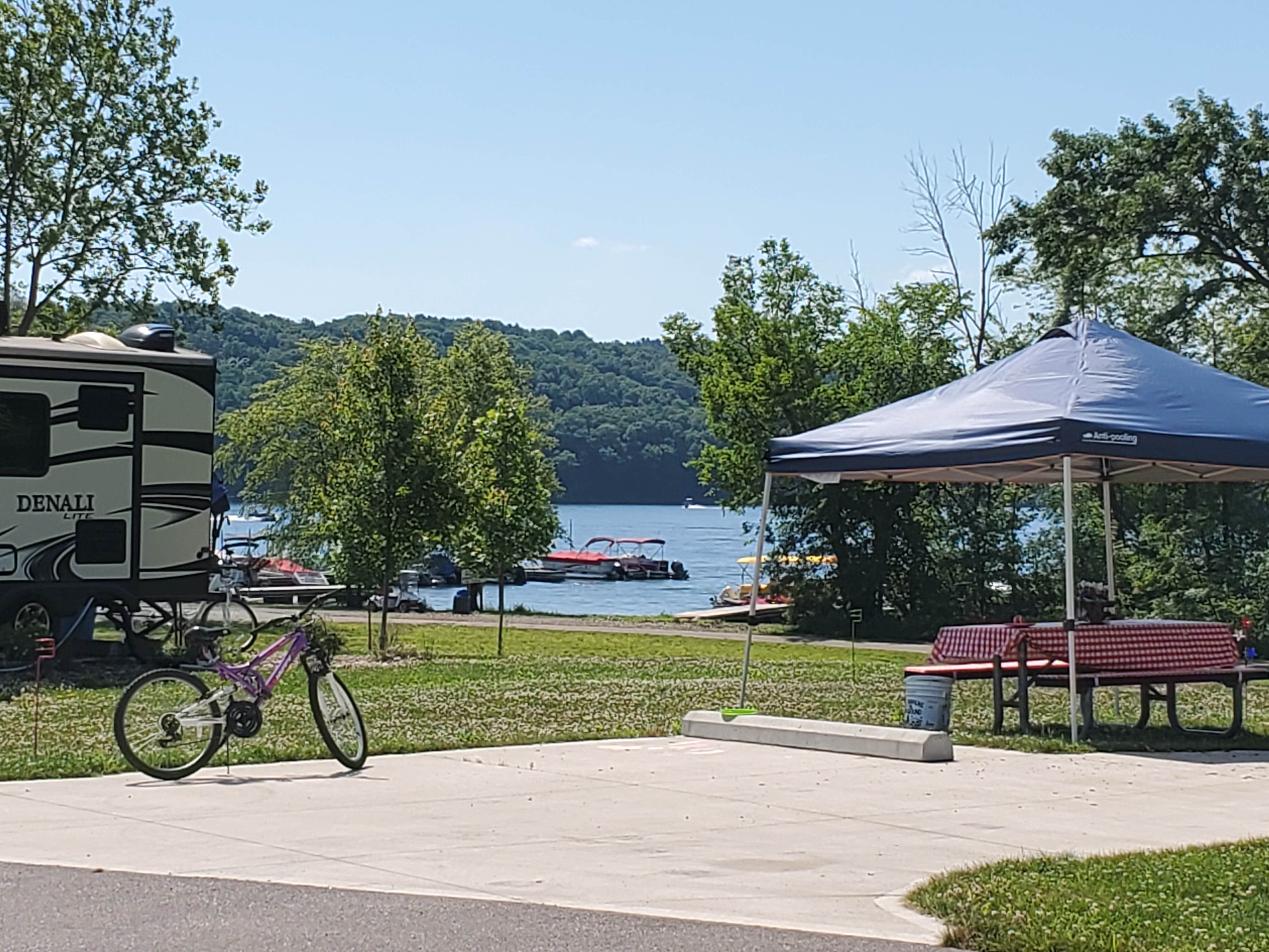 Camper submitted image from Pleasant Hill Lake Park Campground - 4