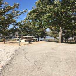 Public Campgrounds: COE Lake Skiatook Twin Points