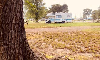 Camping near Point Lookout State Park - Temporarily Closed: Naylor's Beach Campground Inc, Tappahannock, Virginia