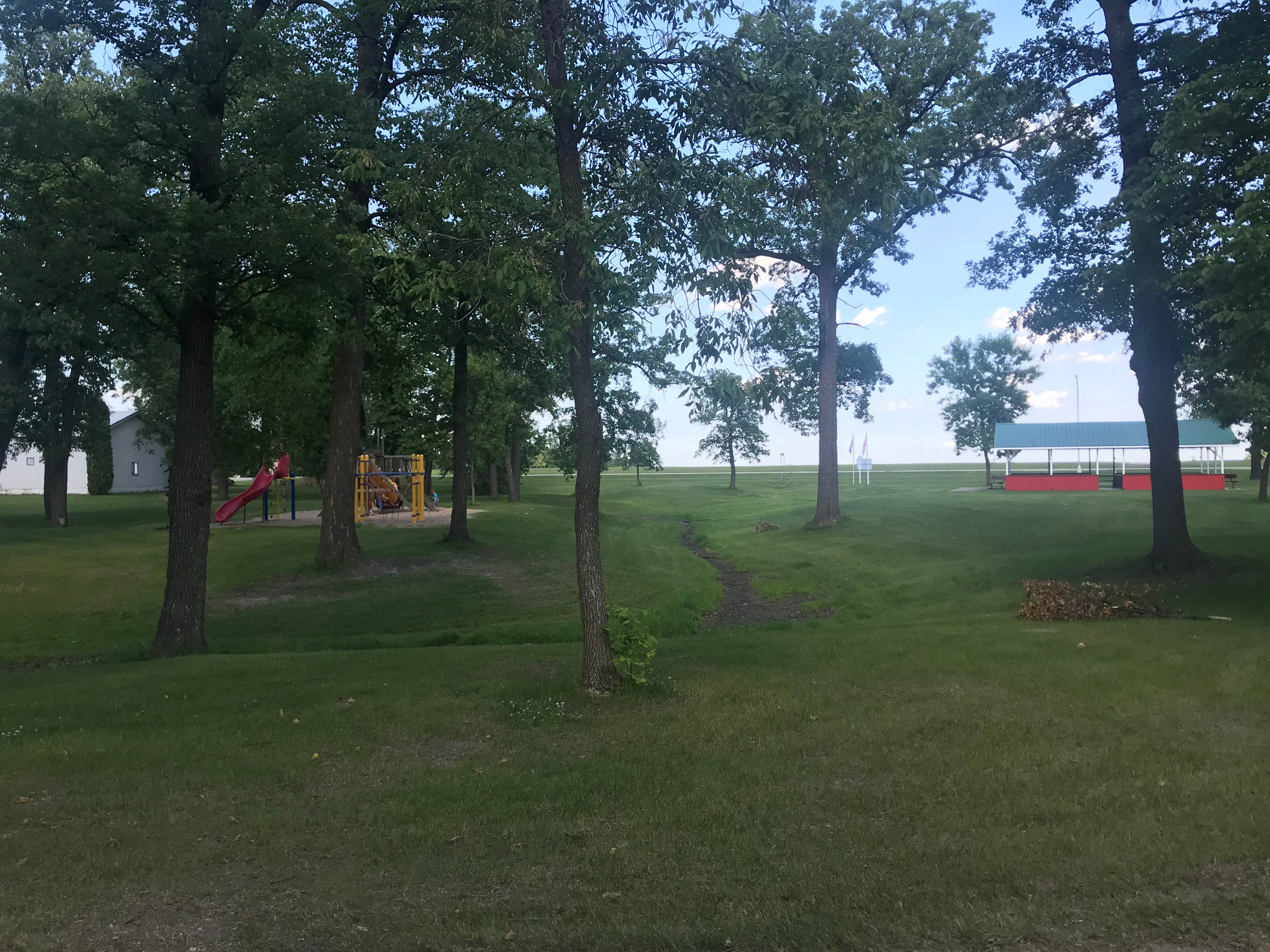 Camping near Red River State Recreation Area: Alvarado City Park, Grand Forks, Minnesota