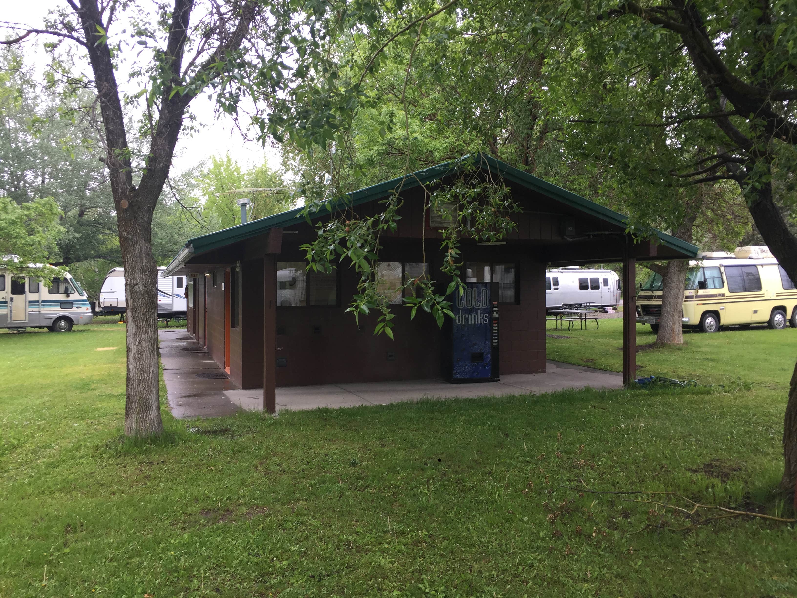 Camper submitted image from Bozeman Trail Campground - 4