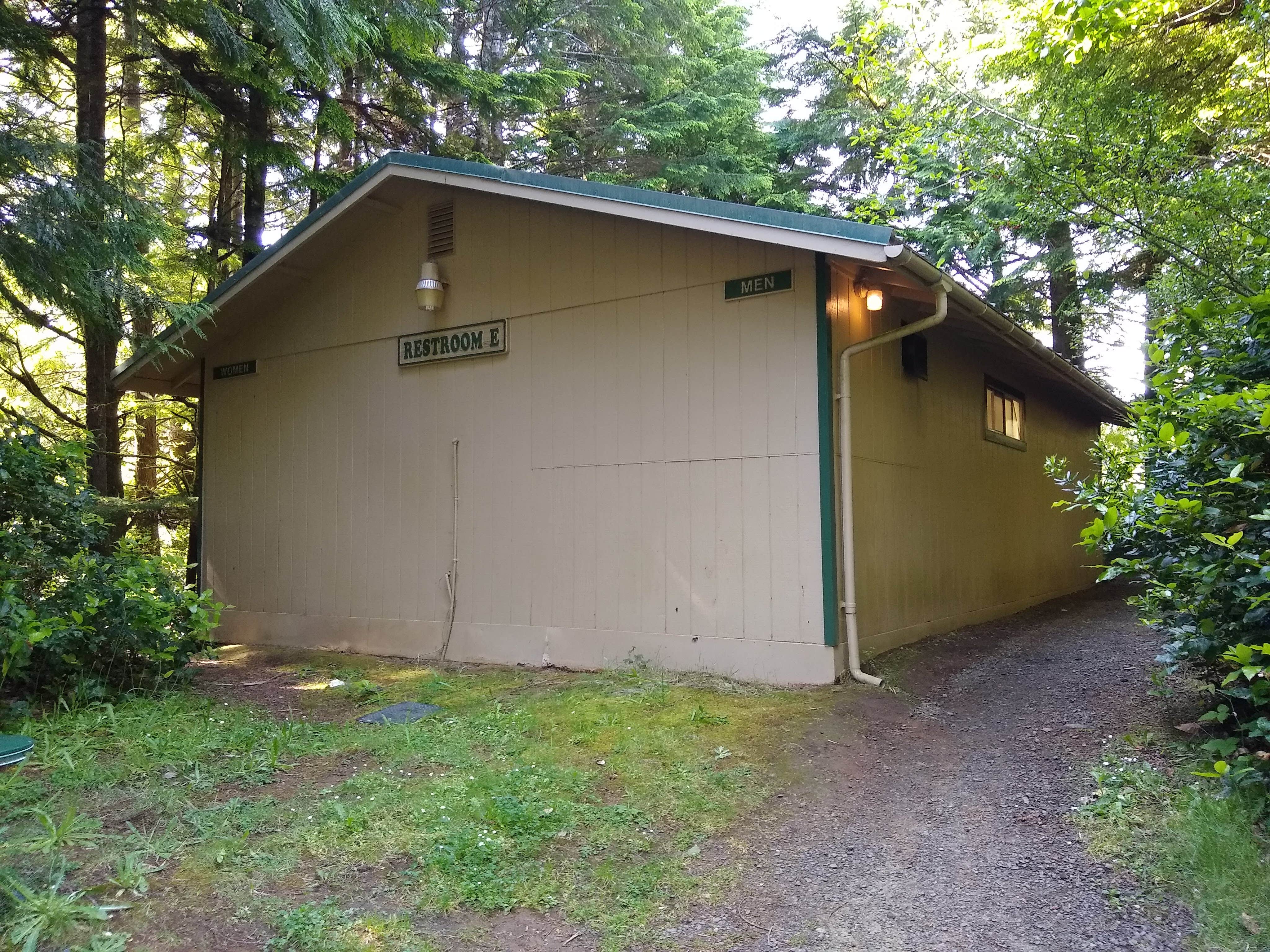 Jeff C.'s photo of a cabin at Thousand Trails South Jetty near Gardiner, OR