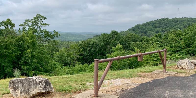 Camper submitted image from Eminence Canoes, Cottages and Camp