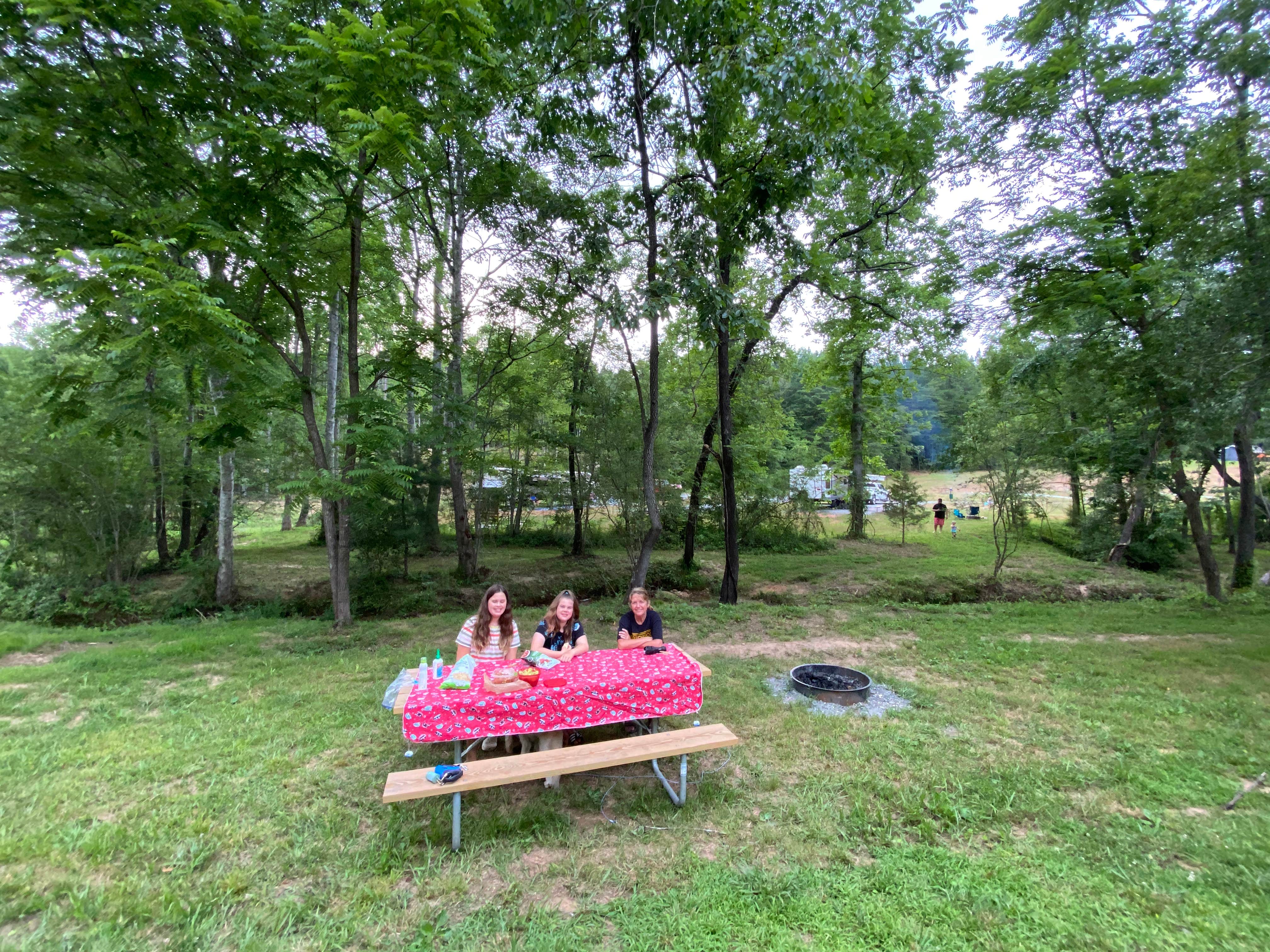 Camper submitted image from Emberglow Outdoor Resort - 4