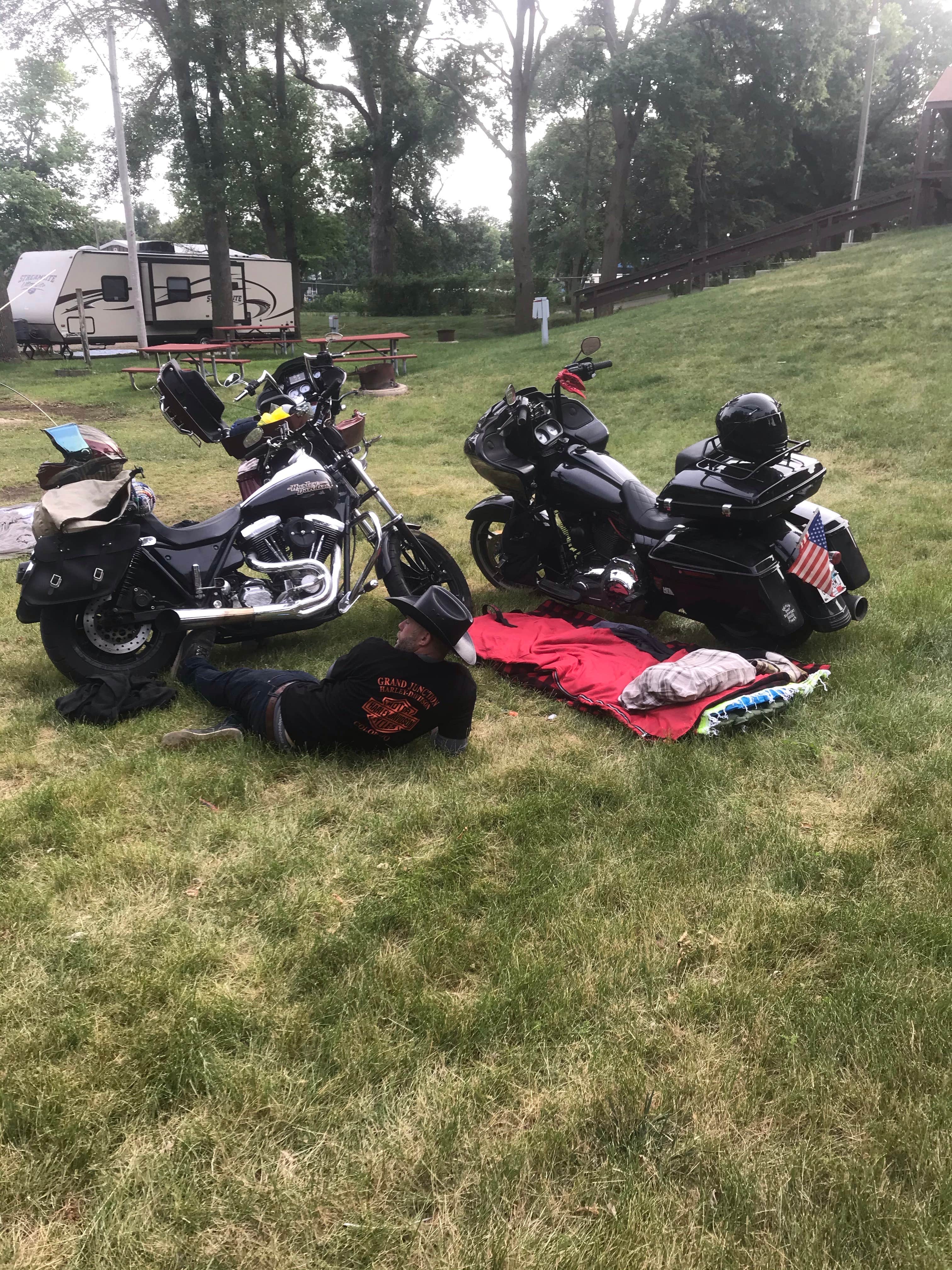 Camping near Silver Lake City Park: Minnewashta Lake, Milford, Iowa