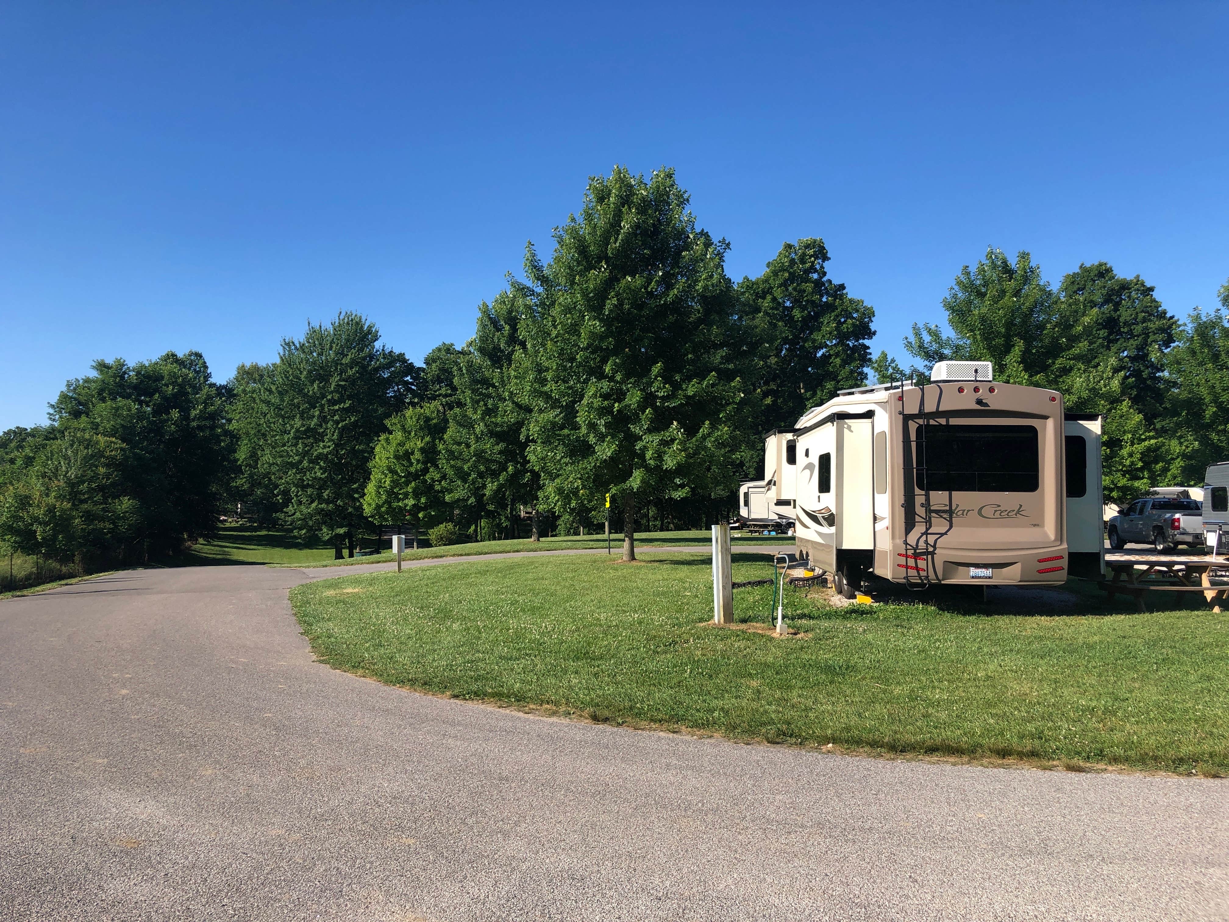 Prides Creek Co Park Camping Petersburg, IN