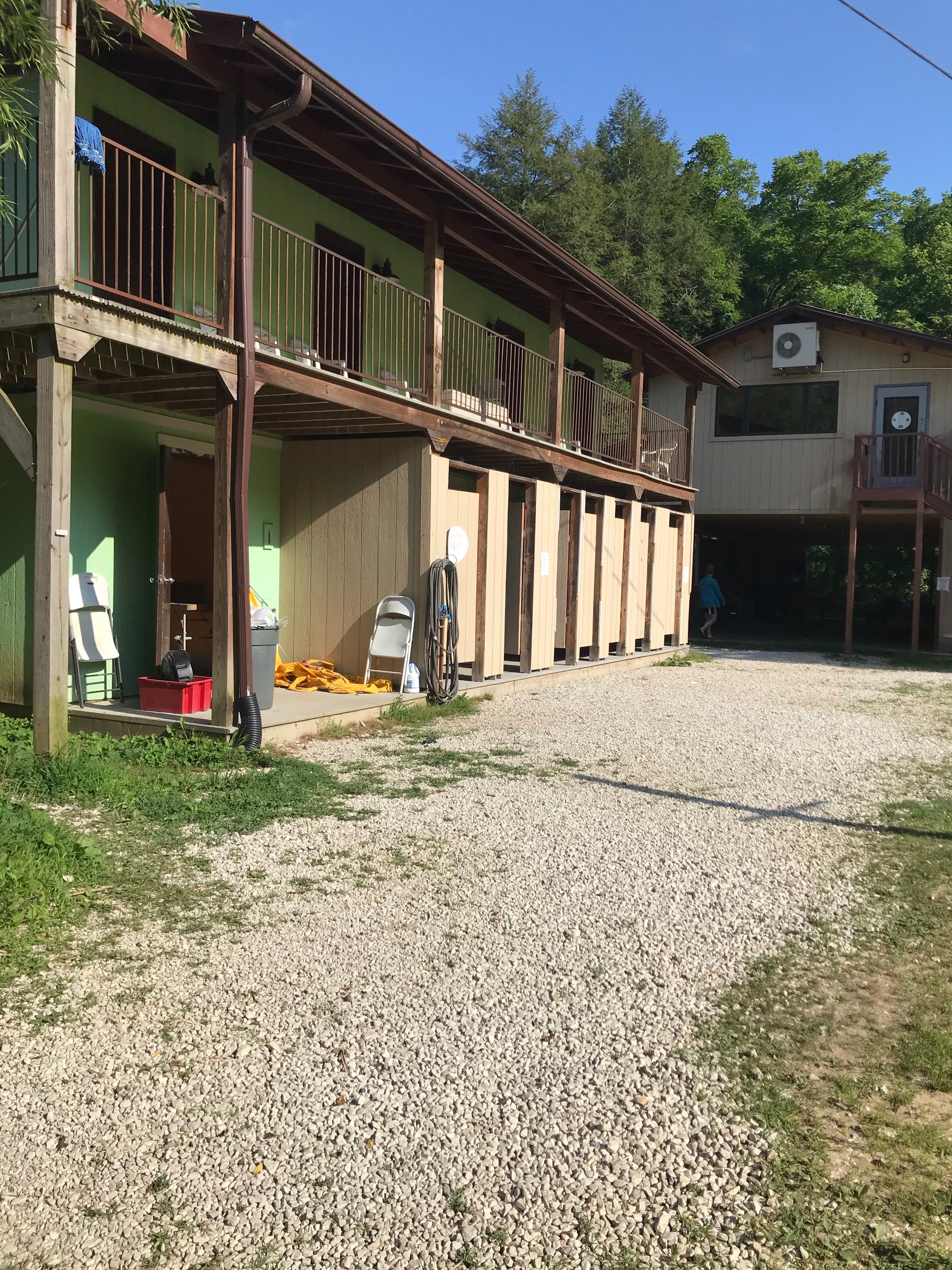 Camper submitted image from Red River Gorge Retreats (Miguel's Pizza) - 5