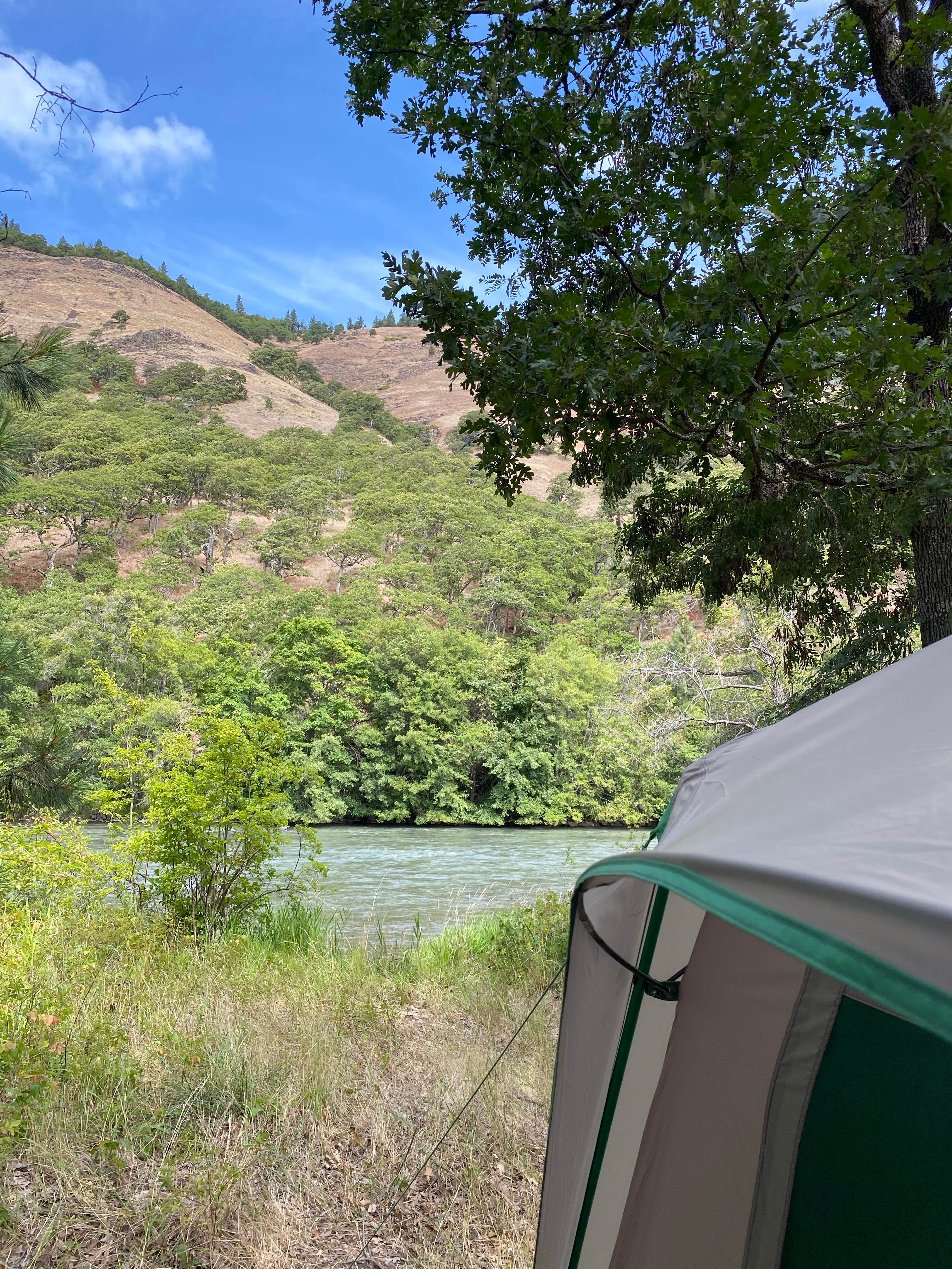 Daniel H.'s photo at Turkey Hole near Wishram, WA