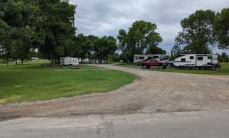 Camping near Alexander Ramsey Park: Memorial Park, Morton, Minnesota