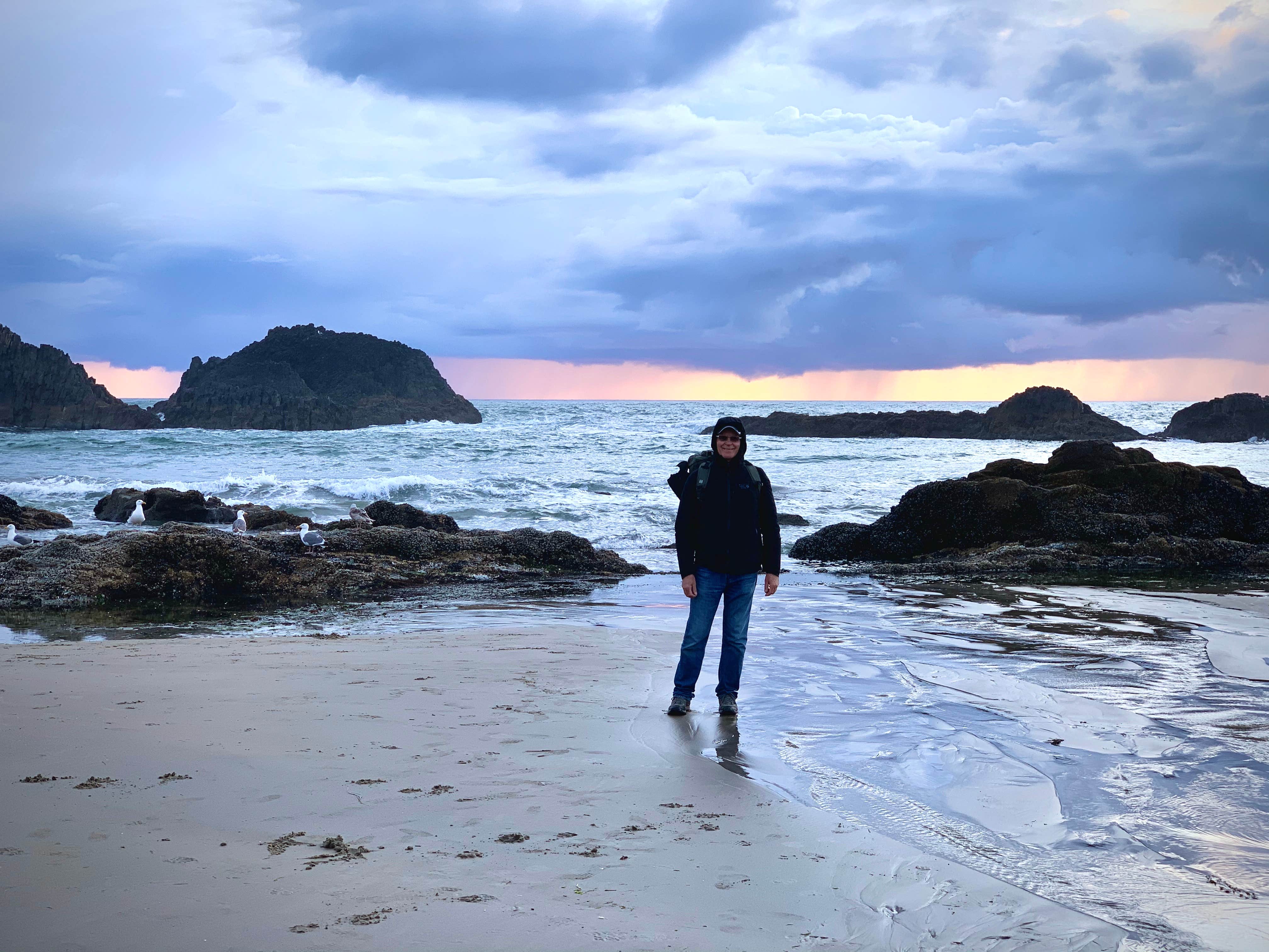 Camping near McKinley's Marina & RV Park: Seal Rocks RV Cove, Seal Rock, Oregon