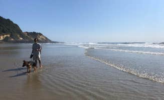 Carolyn P.'s photo of camping with pets at Cape Perpetua near Newport, OR