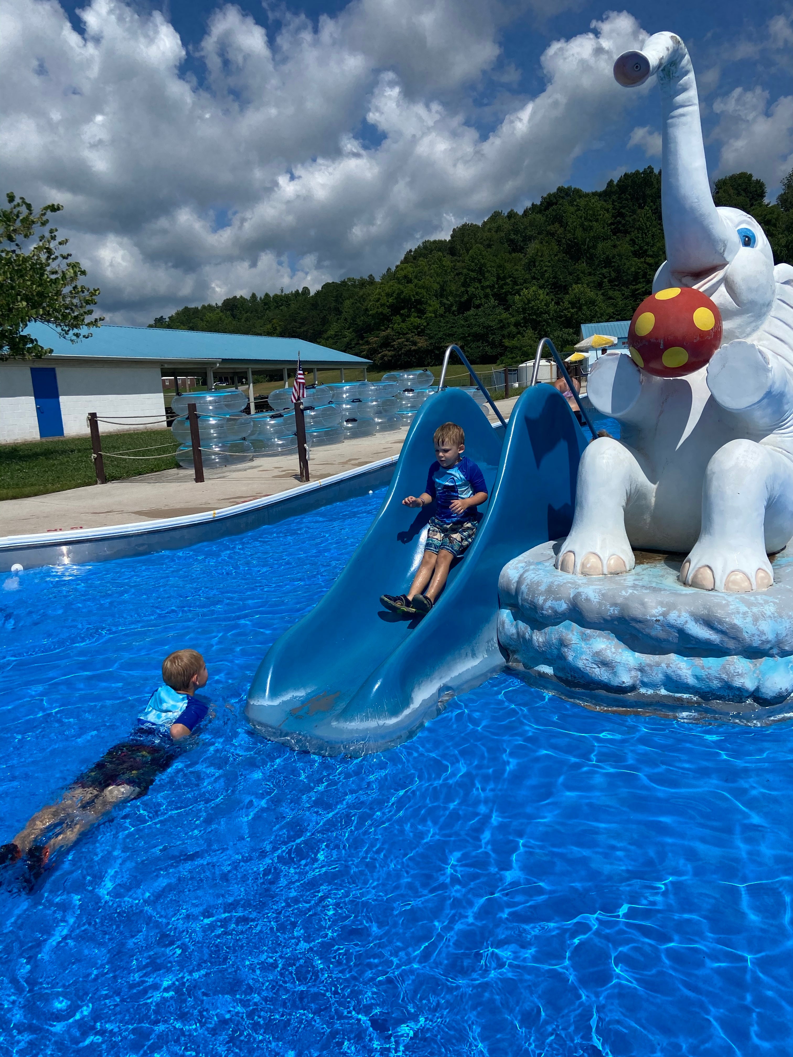 Camper submitted image from Kentucky Splash Waterpark & Campground - 4