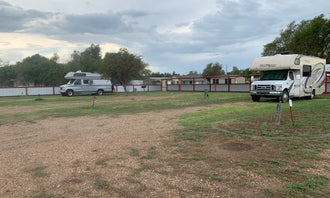 Camping near Blue West Campground — Lake Meredith National Recreation Area: Stinnett City Park, Fritch, Texas