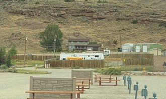Camping near Red Desert Rose Campground: Western Hills Campground, Saratoga, Wyoming